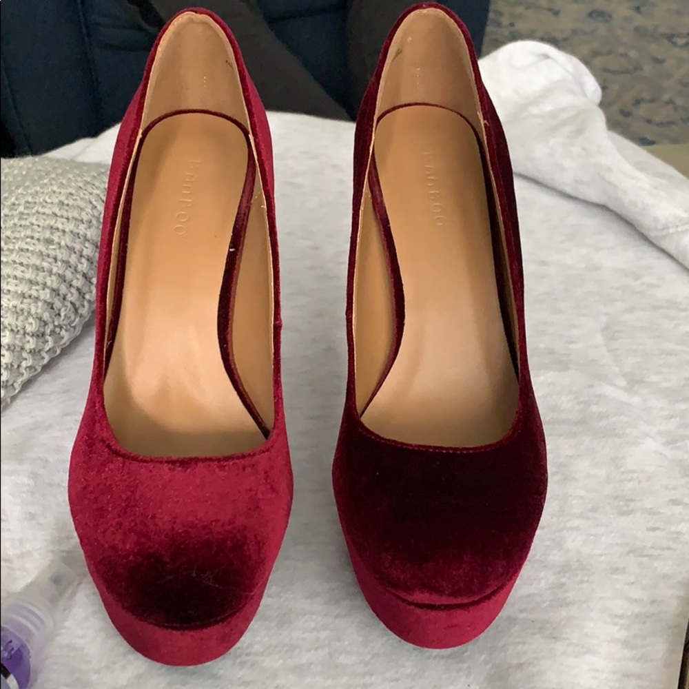Shoes red Suede like
